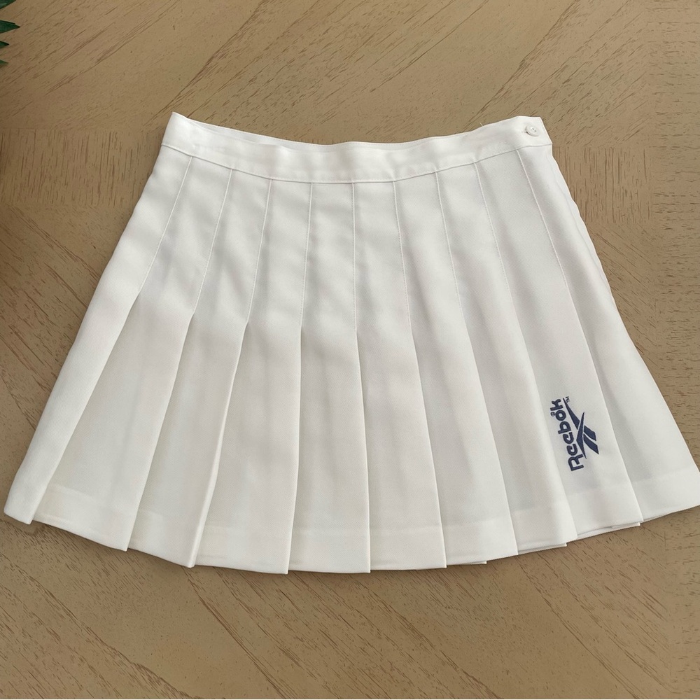 Reebok Skirt White Pleated Logo Tennis 90s Athletic Retro Preppy Size 10